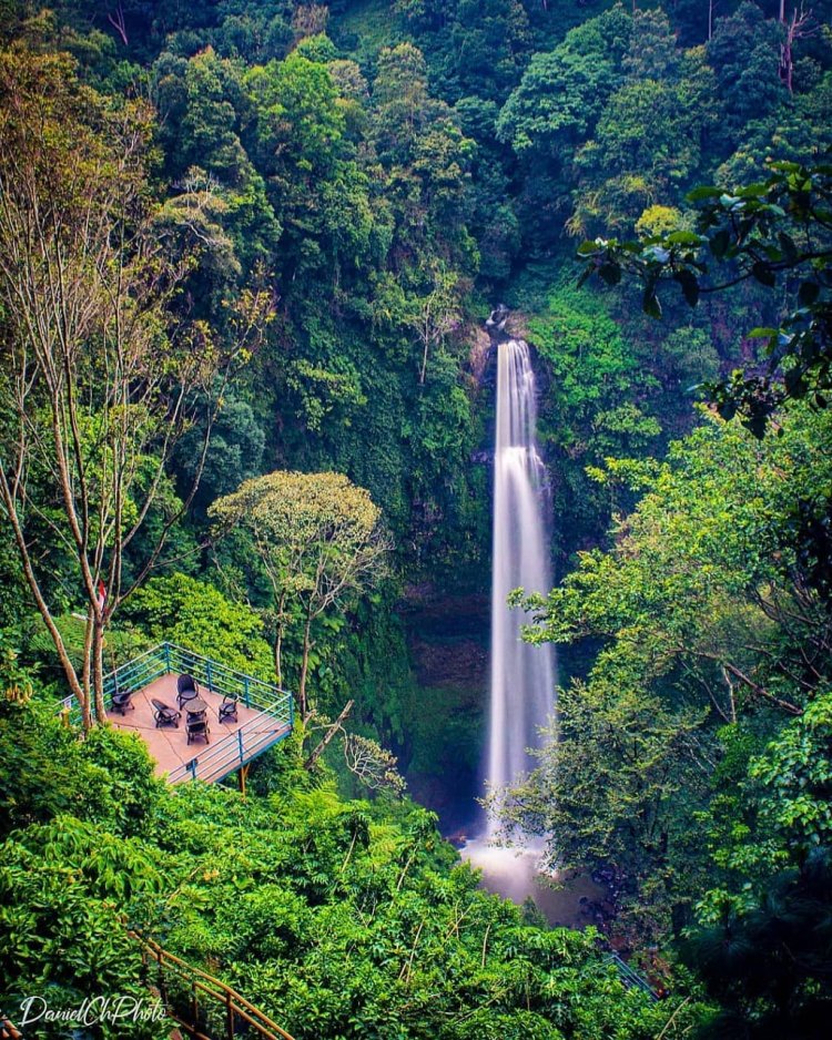 Keindahan Curug Cimahi: Air Terjun Eksotis di Bandung Barat