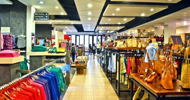 Wisata Belanja di Bandung: Dari Pasar Baru Hingga Factory Outlet