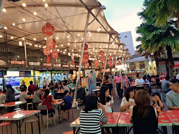 Eksplorasi Kuliner Malam Bandung: Tempat Makan Hits Saat Larut