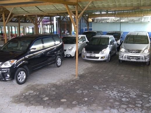 Tren Rental Mobil di Bandung: Dari Mobil Listrik hingga Self-Drive